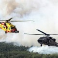 Rumunski tim za gašenje požara krenuo ka Srbiji! 70 vatrogasaca u ekipi, a helikopter "Black Hawk" već sleteo