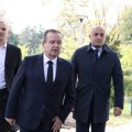 Ivica Dačić i drašković došli da se oproste od Lauševića! Na komemoraciju glumcu stigao i bivši premijer Srbije (video)