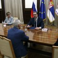 Vučić sa Harčenkom o situaciji u Srbiji