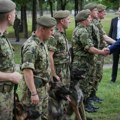 Ministar Gašić obišao Centar za obuku pasa u Nišu