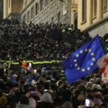 (FOTO) Demonstranti blokirali Tbilisi, vlada prekinula pregovore o prijemu u EU