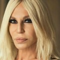 Smijenjena Donatella Versace