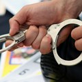 Hapšenje u Vrbasu: Fizički napao i oteo novac čoveku koji je nije hteo da kupi pištolj od njega