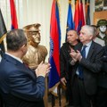 Dačić: „Ne smemo zaboraviti heroje“ – Otkrivena bista general-pukovniku Stevanoviću
