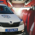 Tinejdžer se kroz popeo na krov autobusa u pokretu kod Brodareva: Policija hitno reagovala!