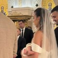 (Video) Sestra srpske influenserke se venčala u Hramu Svetog Save pred časnim pojasom Presvete Bogorodice izgovorila "da"…