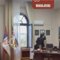 Uklonjen „Vučić“ iz kabineta gradonačelnika