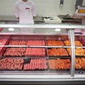 Beograđanka platila meso 150 dinara više! "Šta me briga, nisam ja kriva što ne gledate", nastao haos na kasi u marketu