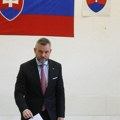 U Slovačkoj danas predsednički izbori, favorit saveznik slovačkog premijera
