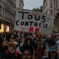 U Francuskoj neredi zbog vođstva Nacionalnog okupljanja na parlamentarnim izborima