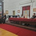 PREDSTAVLjNA ZBIRKA PESAMA “KAP PO KAP” RADOVANA RAĐEVSKOG IZ MANASTIRA LELIĆ