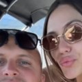 Dok Stefan Karić vozi jahtu, Andrea pokazuje zgodno telo u bikiniju: Ovako se zaljubljeni par posle "Elite" baškari u Crnoj…