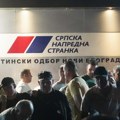 ANEM traži reakciju nadležnih zbog napada na novinara tokom protesta ispred prostorija SNS