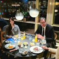 "Danska, zemlja čuda, ovde je sve: Moguće!" Vučić objavio fotografiju sa saradnicama iz Kopenhagena (foto)