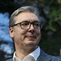 Vučić okrivio "blokadere" za ometanje fudbalera u Leskovcu, studenti mu odgovorili
