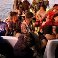 U nesreći na trajektu na Filipinima poginulo 15 ljudi, traga se za 28 osoba