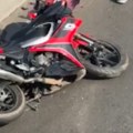 Sudar motocikla i automobila kod Arene, povređena jedna osoba