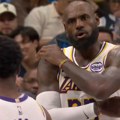 Lebron Džejms morao da viče na svog sina: Usred utakmice dobio "očinsku" lekciju