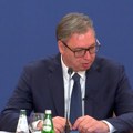 Vučić objavio novi paket mera: Najavljeno povećanje plata i penzija, jednokratna pomoć i novi vaučeri za odmor