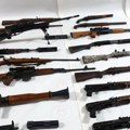 Srbija uvodi stroža pravila za držanje oružja Novi zakon do kraja meseca: viša starosna granica, a evo šta je dozvoljeno…