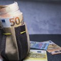 Kupači mislili da sanjaju: Talasi doneli vreće pune novca, pronađeno skoro 700.000 evra