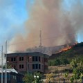 Пожар пријављен изнад Атлетског стадиона у Новом Пазару, ватрогасци упућени на терен