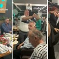 Snimak s proslave 50 godina mature u Srbiji postao hit na mrežama (da, i razredni je došao na žurku)