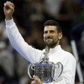 Iznenađenje u poslednji čas: Novak na balkonu s košarkašima