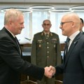 Ministar Vučević sa ambasadorom Slovačke: Jačanje saradnje u oblasti odbrane od velikog značaja