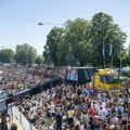 Skoro milion ljudi na ulicama Ciriha: Nije protest, nego tehno-zabava (FOTO)