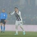 UŽIVO - Natho prihvatio poklon Manojlovića, Partizan poveo "iz svlačionice"!