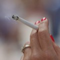 Francuska će zabraniti cigarete na plažama, u parkovima i oko škola