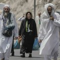 Više od milion hodočasnika danas započinje hadžiluk u Saudijskoj Arabiji: Pojačane mere, prošle godine 1.300 ljudi umrlo…