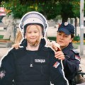 TAKTIČKO-TEHNIČKI ZBOR POVODOM DEČJE NEDELJE: Mališani se družili sa policijom