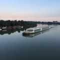 Obaveštenje za brodare: Uklonjene plovne oznake kod mostova u Sremskoj Rači, potreban dodatni oprez u plovidbi
