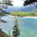 Plažni mobilijar kao statusni simbol: Paprene cene ležaljki na Kraljevoj plaži u Miločeru izazvale burne reakcije