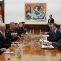 Vučić sa generalom Hokansonom: Zahvalnost na jasnim porukama u smirivanju tenzija na severu Kosova (foto)