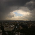 Tri epicentra oluje u Beogradu: Evo gde će se sručiti nevreme: Ako živite u ovim delovima grada zatvorite prozore! (foto)