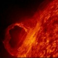 Земљу ће погодити геомагнетна олуја коју изазивају ерупције на Сунцу
