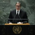 Вучић стигао у Њујорк: Присуствоваће седници УН о предлогу резолуције о Сребреници