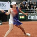Švjontek ubedljivo do osmine finala: Najbolja teniserka sveta gazi ka odbrani titule na Rolan Garosu