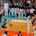 Jokić mu servirao zicer na tacni - usledio pravi šok! Već imamo blamažu godine u NBA: Neviđena bruka Nikolinog saigrača…