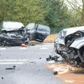 Strašan lančani udes u centru Beograda - sudarilo se 6 automobila: Saobraćajni haos kod Vukovog spomenika, srča rasuta…