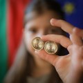 Bugari zbunjeni posle uvođenja evra: Na novčanicama moraju da dopisuju cifre da bi znali koliko para troše!
