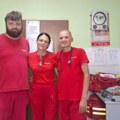 HEROJSKI: Porodili ženu u kolima Hitne pomoći na putu od Bogatića ka Šapcu