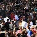АП о сахрани: Хиљаде људи одало пошту Младићу, Србија непоколебљива око улоге у ратовима ’90