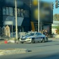 Sekunde pre tragedije u Višnjičkoj ulici: Vozač (79) "pokosio" ženu na pešačkom prelazu, prošao na crveno