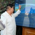 Severna Koreja testirala novi borbeni sistem: Kim Džong Un nadgledao probu