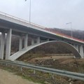 "Sarajevski most" u Grdeličkoj klisuri pušten u saobraćaj: Ugrađeno je 786 kubika betona, 106 tona armarure
