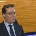 Evroposlanik Prebilič: Delegacija EP treba da se sačeka pogačom i solju, a ne drvljem i kamenjem sa Informera